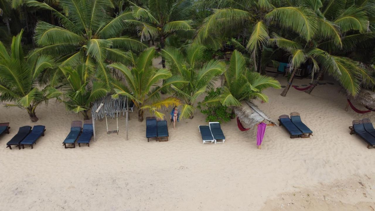 Ganesh Garden Beach Cabanas Tangalle Exterior foto