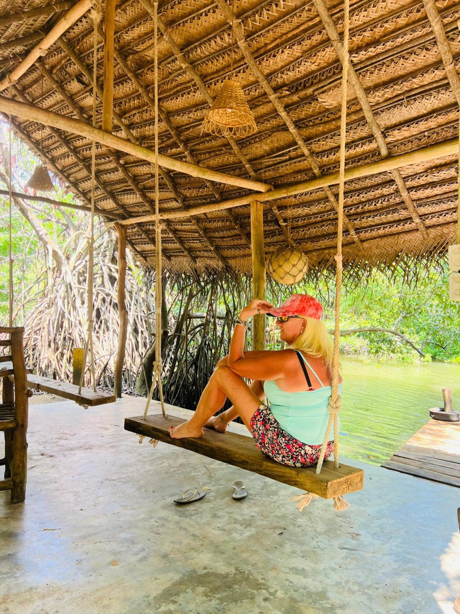 Ganesh Garden Beach Cabanas Tangalle Exterior foto